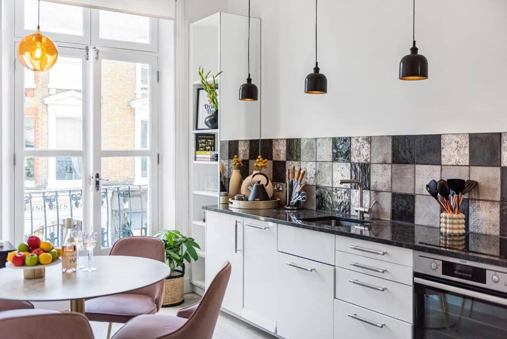 Lady On The Lane- 2 Bed Primrose Hill Apartment London Bagian luar foto